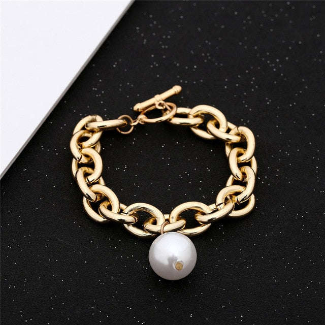 "Betty" Link Pearl Bracelet - Exito Ax